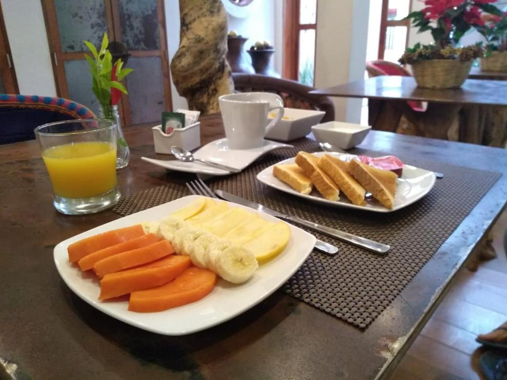 Casa 5 Bed & Breakfast ปาเลงเก ภายนอก รูปภาพ